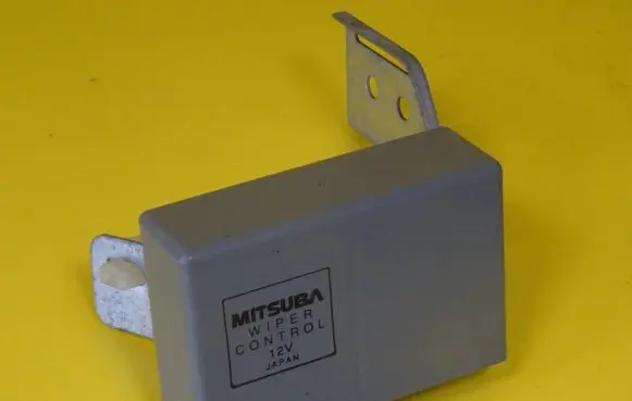 Honda HR-V Window wiper relay MITSUBAWIPERCONTRO MITSUBA