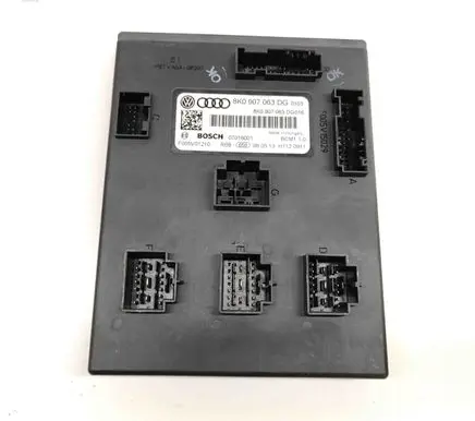 Audi Q5 SQ5 Central body control module F005V01210 8K0907063DG