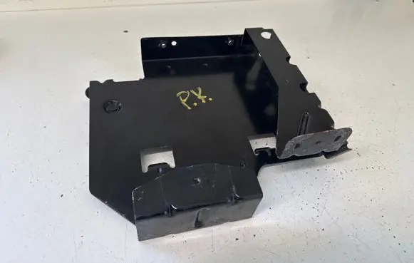 Opel Vivaro Engine control unit holder 8200280363A 93852986