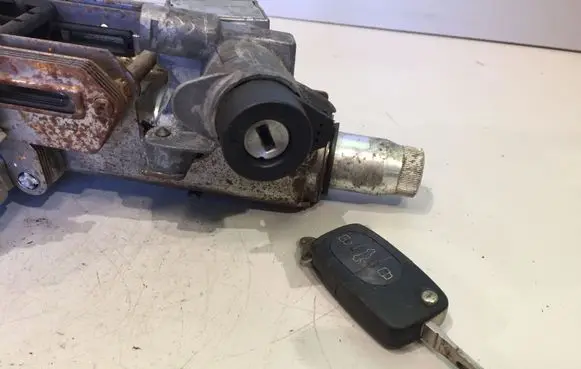 Audi A4 S4 B6 8E 8H Steering wheel axle 4B0905851B 4B0905851