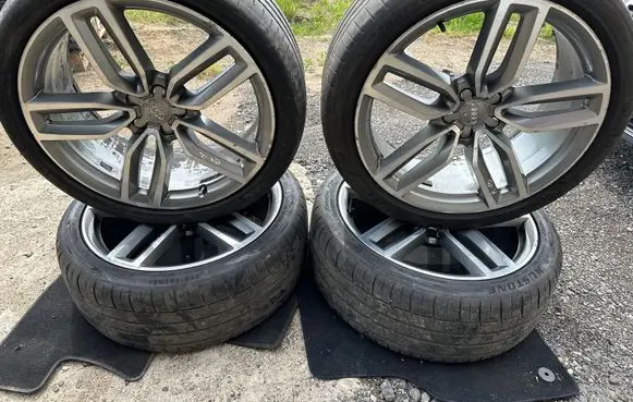 Audi Q5 SQ5 8R R21 alloy rim