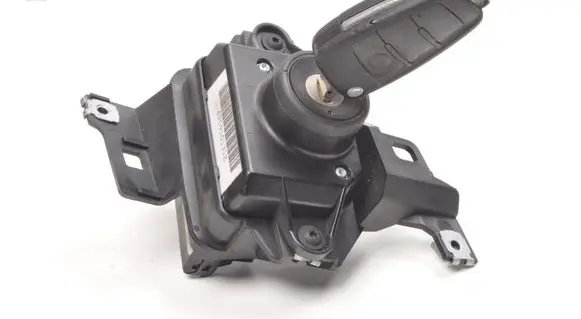Audi Q7 4L Ignition lock 4F0910131E