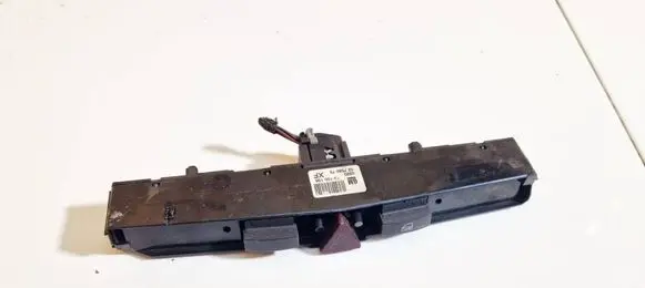 Opel Astra H Hazard light switch 13100105 03758075