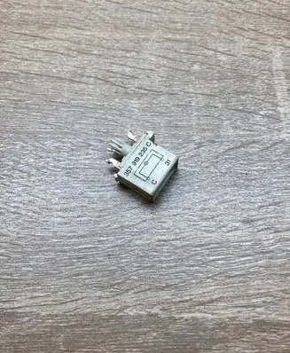 Volkswagen PASSAT B3 Other switches/knobs/shifts 357919235C