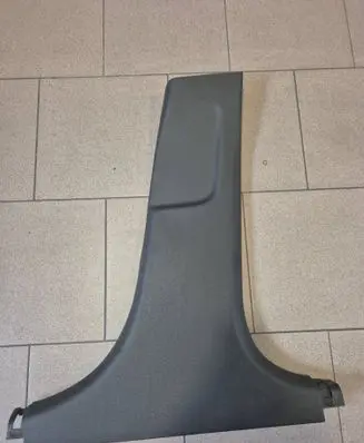 KIA Xceed (B) pillar trim (bottom) 85846J7001