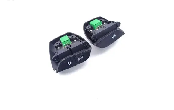 Honda CR-V Steering wheel buttons/switches 