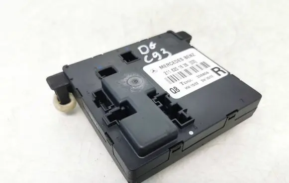 Mercedes-Benz E W211 Door control unit/module 2118201626 336806