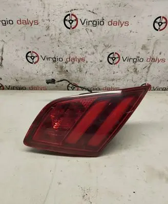 Tailgate rear/tail lights