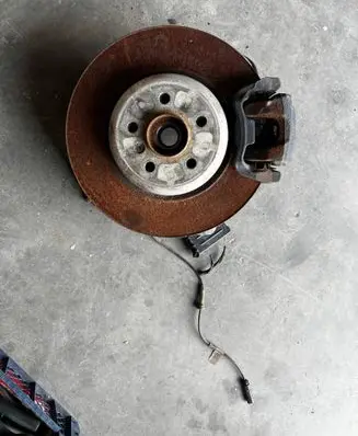 BMW 5 G30 G31 G38 Rear wheel hub spindle/knuckle 6866338