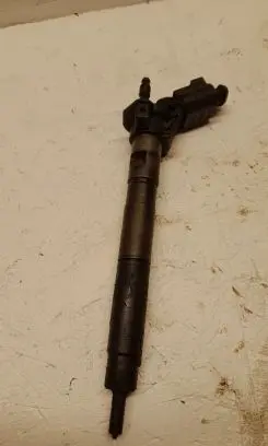 Audi A6 S6 C6 4F Fuel injector 059130277AB