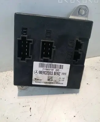 Mercedes-Benz E W211 Comfort/convenience module 2115452132