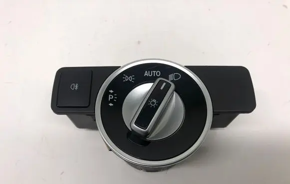 Mercedes-Benz GL X166 Light switch A2129050551