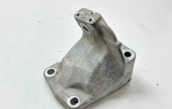Dodge Durango III Engine mounting bracket 68252524AA 15634
