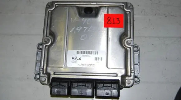 Volvo S40, V40 Engine control unit/module 30618564 0281010440