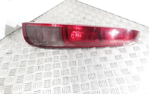 Nissan X-Trail T30 Rear/tail lights
