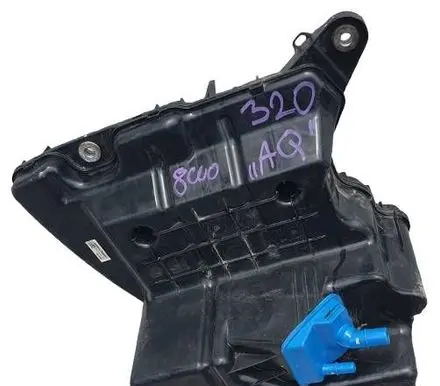 Audi A4 S4 B9 8W AdBlue liquid reservoir 8W0131878AQ
