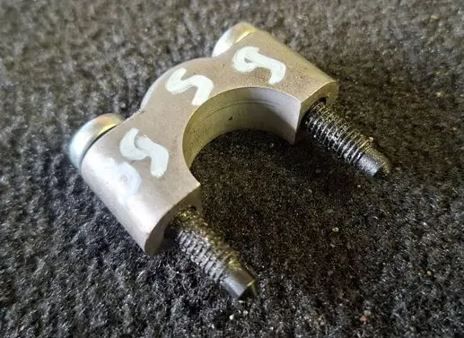 BMW 5 E39 Camshaft holder 