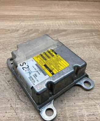 Toyota Verso Airbag control unit/module 891700F100 220591101