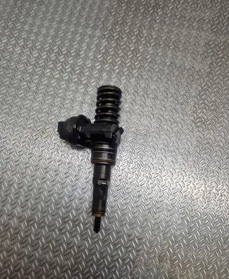 Seat Ibiza III (6L) Fuel injector 0414720035