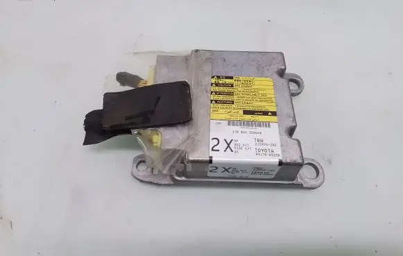 Toyota Avensis T250 Airbag control unit/module 8917005220