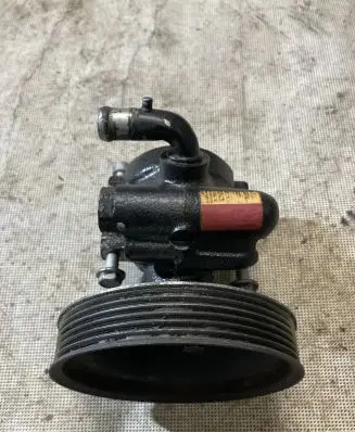 Alfa Romeo 156 Power steering pump 26064414