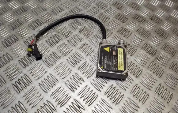 Mercedes-Benz ML W163 Headlight ballast module Xenon HID35MD03