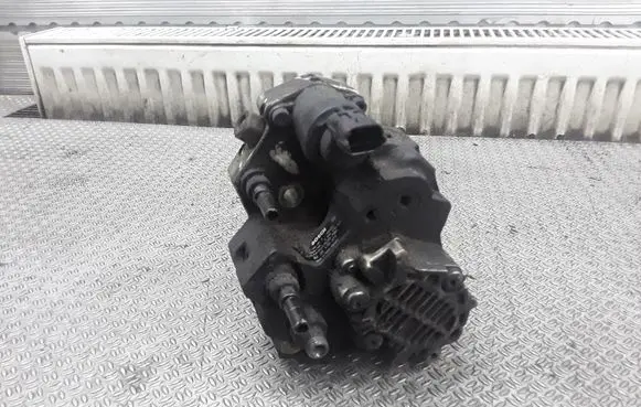 Renault Espace - Grand espace IV Fuel injection high pressure pump 8200170377