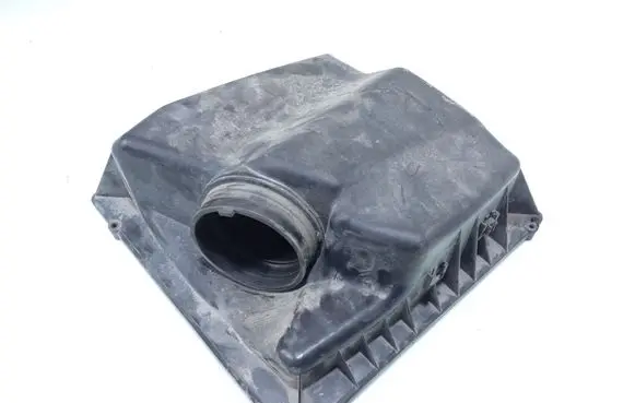 Chevrolet Orlando Air filter box cover 13311896