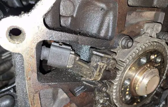 Skoda Octavia Mk2 (1Z) Crankshaft position sensor 036908133