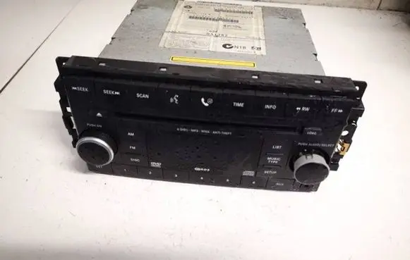 Dodge Journey Radio/CD/DVD/GPS head unit 05064924ag