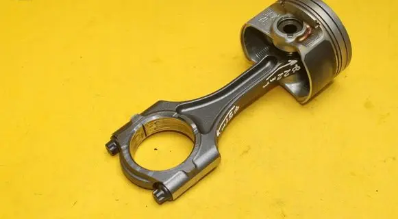 Honda Civic X Piston with connecting rod
