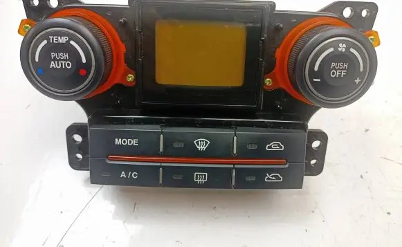 KIA Carens II Climate control/heater control trim 97250-1D711