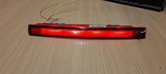 Renault Scenic II - Grand scenic II Third/center stoplight 8200073239 89398083