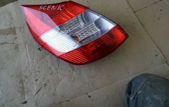 Renault Scenic II - Grand scenic II Rear/tail lights 8200127704 9166970 9044Z10028