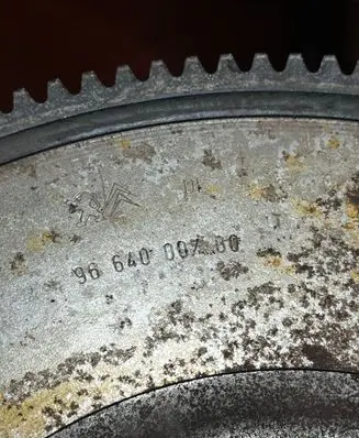 Citroen C5 Flywheel 9664000780
