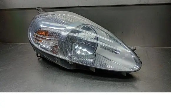 Fiat Punto (199) Front reflector 