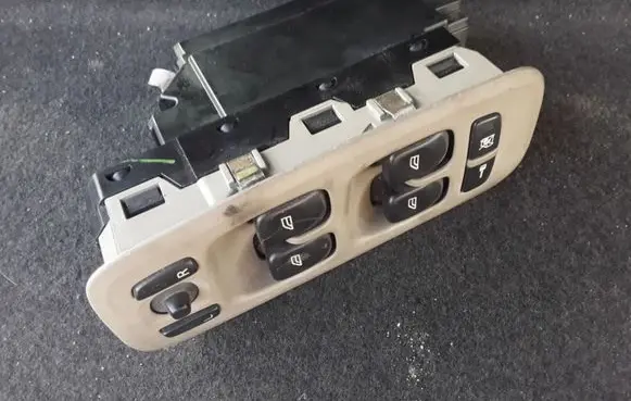 Volvo S60 Electric window control switch 09193383 30746074