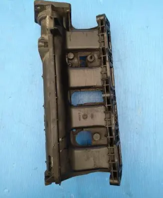 Nissan Pulsar Intake manifold 1072535S01