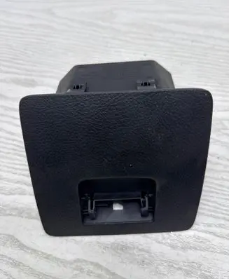 Toyota Avensis T270 Front trunk storage compartment 5545005040