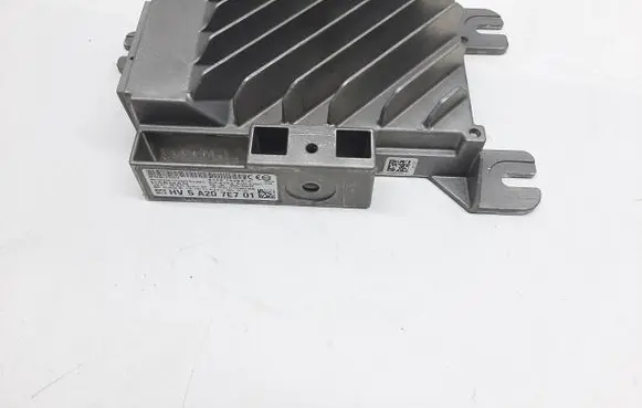 BMW 5 G30 G31 Sound amplifier HV5A207E701