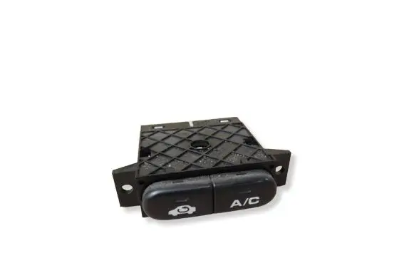 Honda HR-V Air conditioning (A/C) switch 1360K