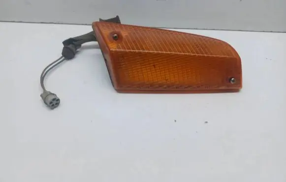 BMW 3 E21 Front indicator light 1365270