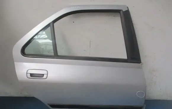 Peugeot 406 Rear door