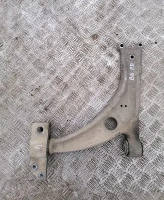 Volkswagen PASSAT B6 Front lower control arm/wishbone 3C0407153B