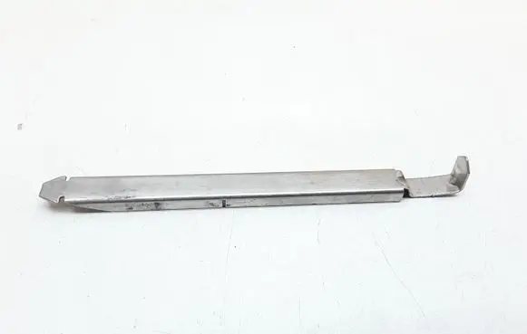 Volvo S40 Headlight/headlamp mounting bracket
