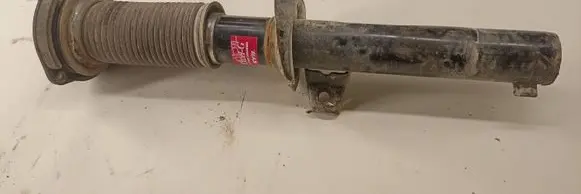 Volkswagen PASSAT B6 Front shock absorber/damper