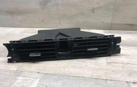 BMW 3 E90 E91 Dash center air vent grill 14482110 9130458