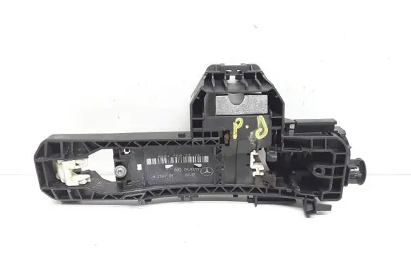 Mercedes-Benz E W212 Front door exterior handle/bracket A2049602234