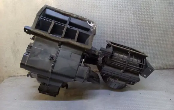 Interior heater climate box assembly