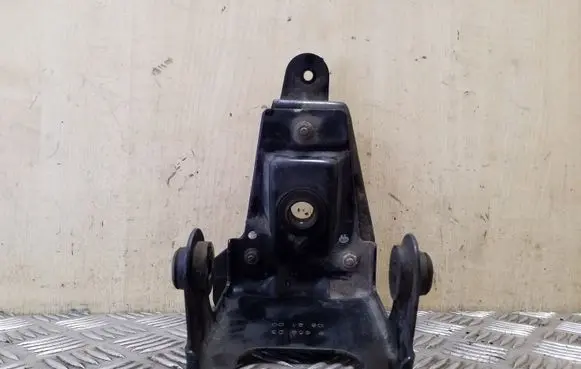 Opel Frontera B ABS pump bracket 